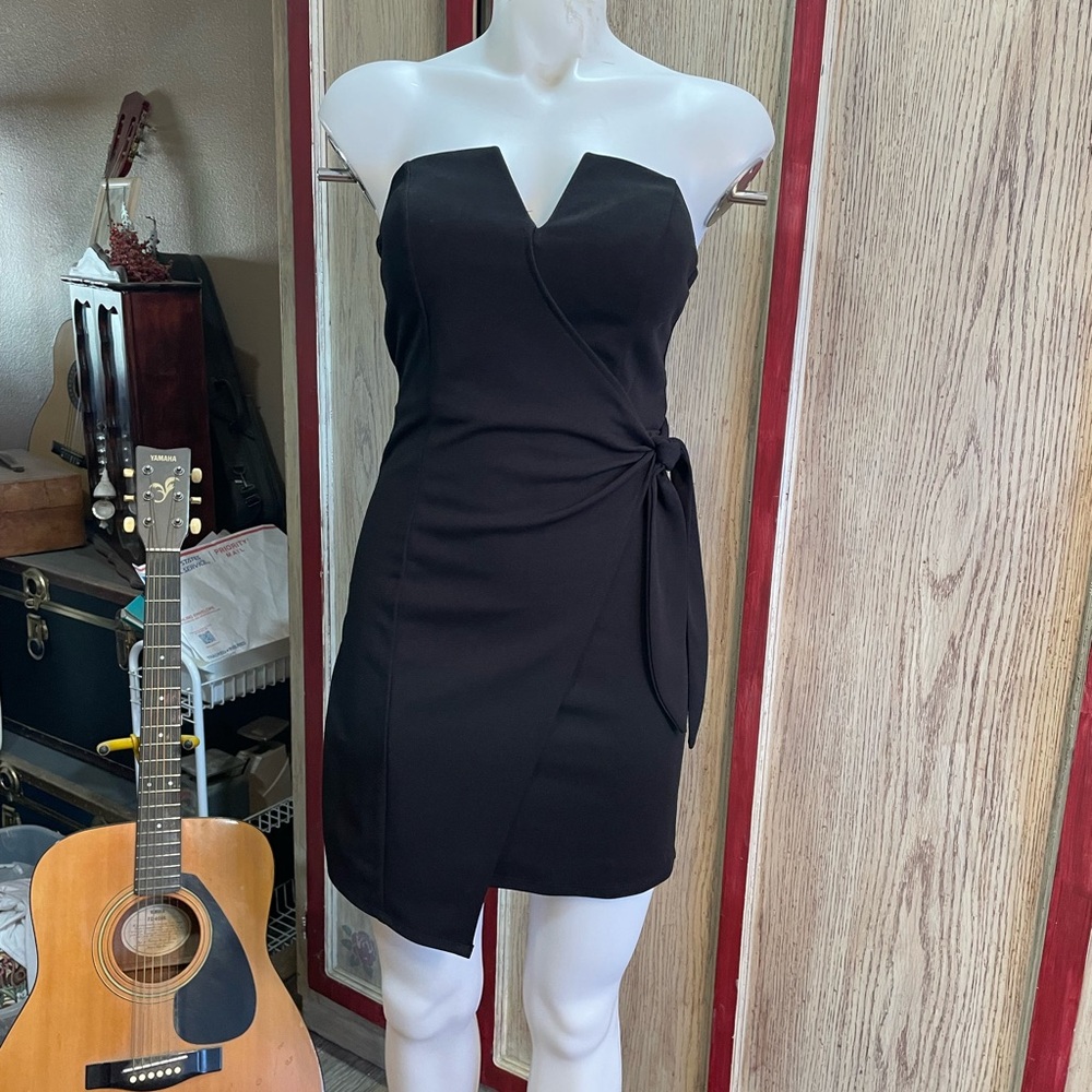 Trixxi Black Strapless Dress